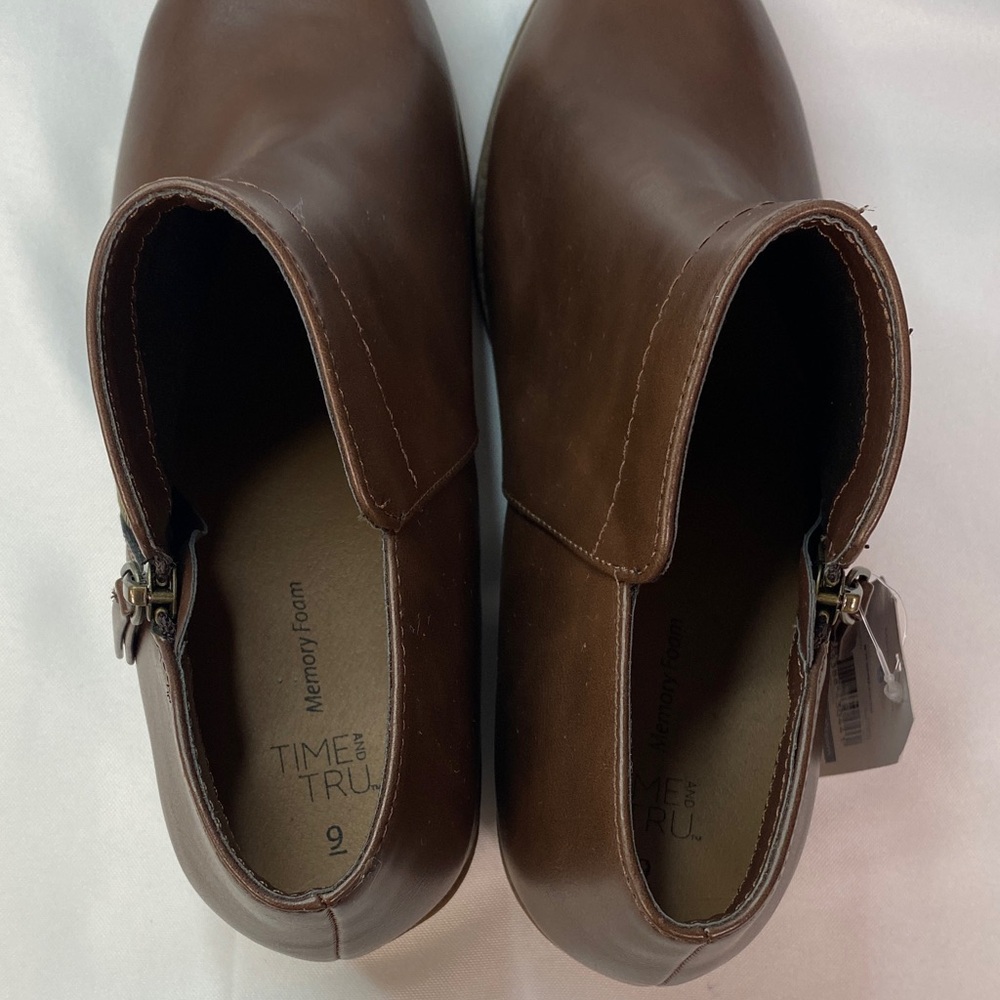 Time and Tru Brown Ankle Booties with Zipper - Picture 8 of 9
